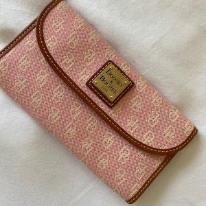 Pink Dooney & Bourke wallet